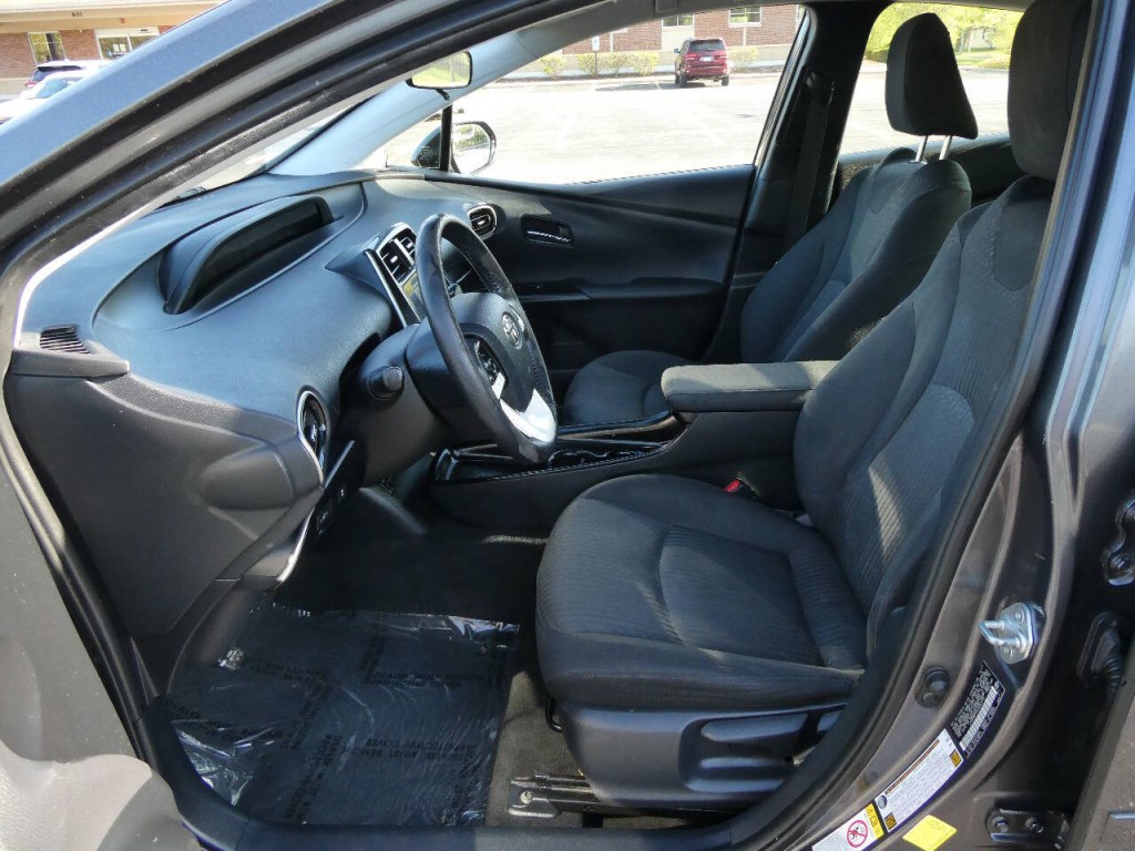 2017 Toyota Prius Image 9