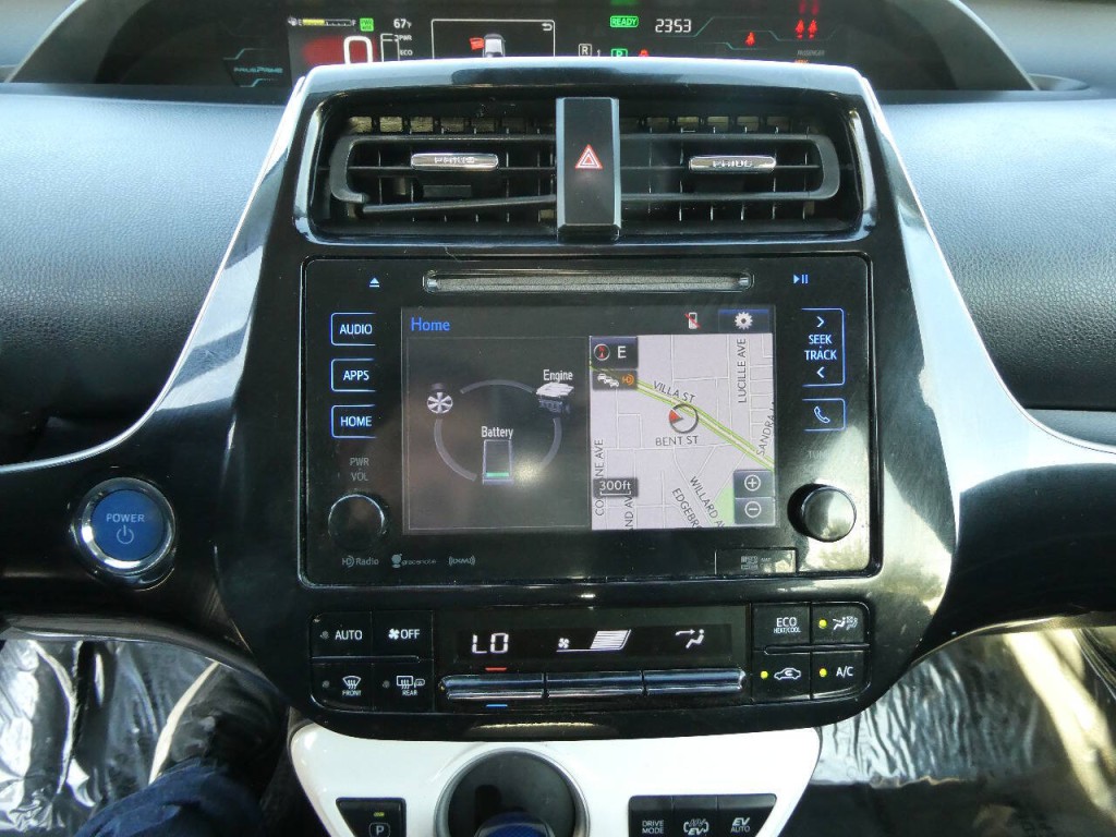 2017 Toyota Prius Image 17