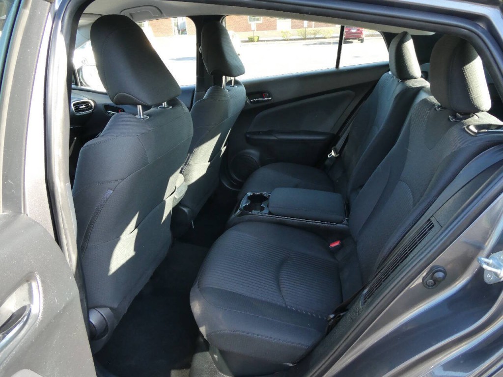 2017 Toyota Prius Image 23