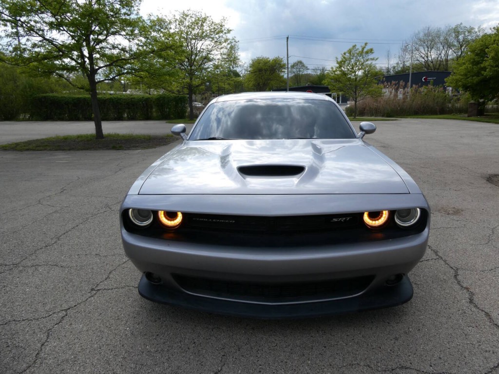2015 Dodge Challenger Image 2