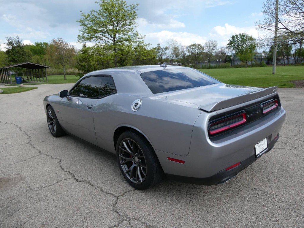 2015 Dodge Challenger Image 7