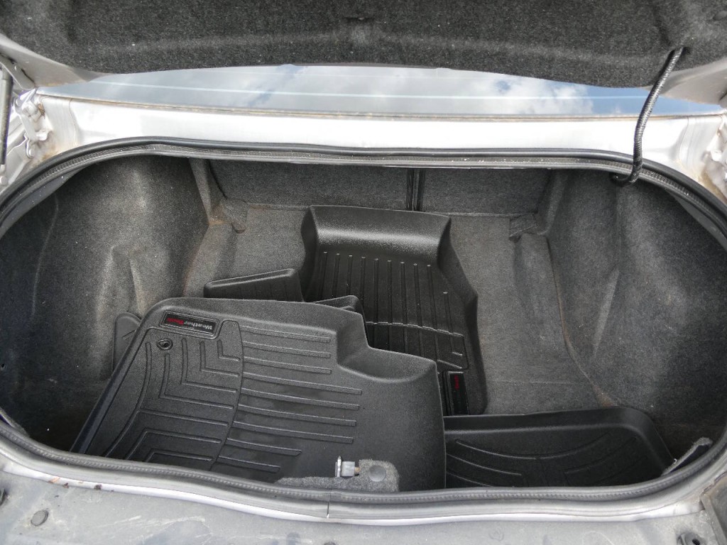 2015 Dodge Challenger Image 25