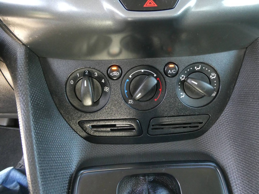 2016 Ford Transit Connect Image 19