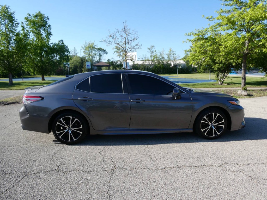 2018 Toyota Camry Image 4