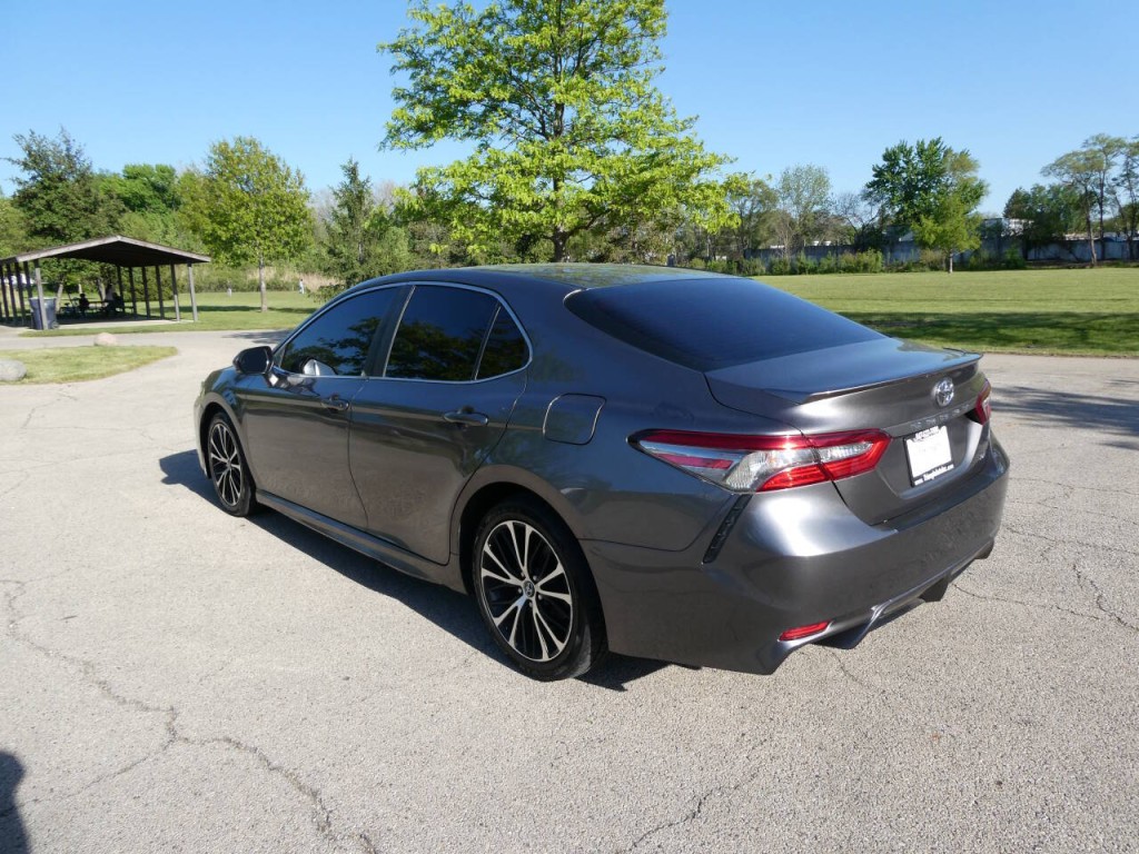 2018 Toyota Camry Image 7