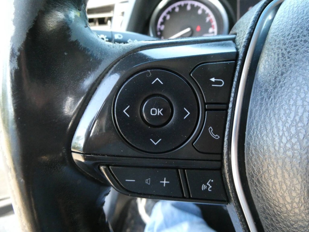 2018 Toyota Camry Image 12