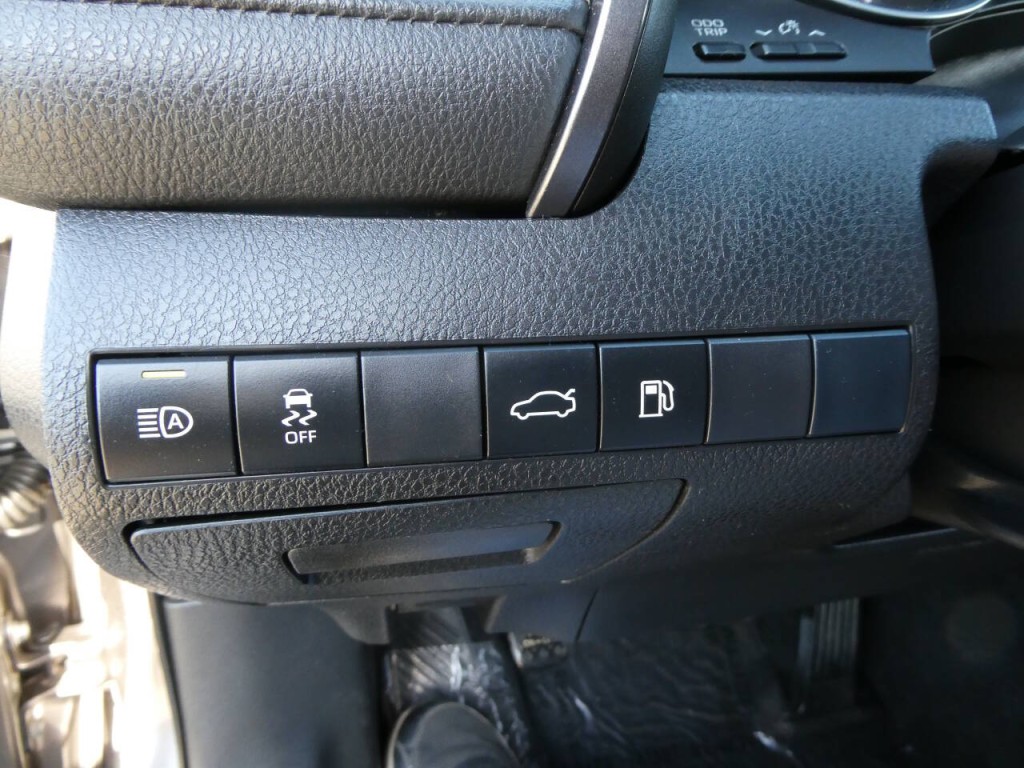 2018 Toyota Camry Image 22