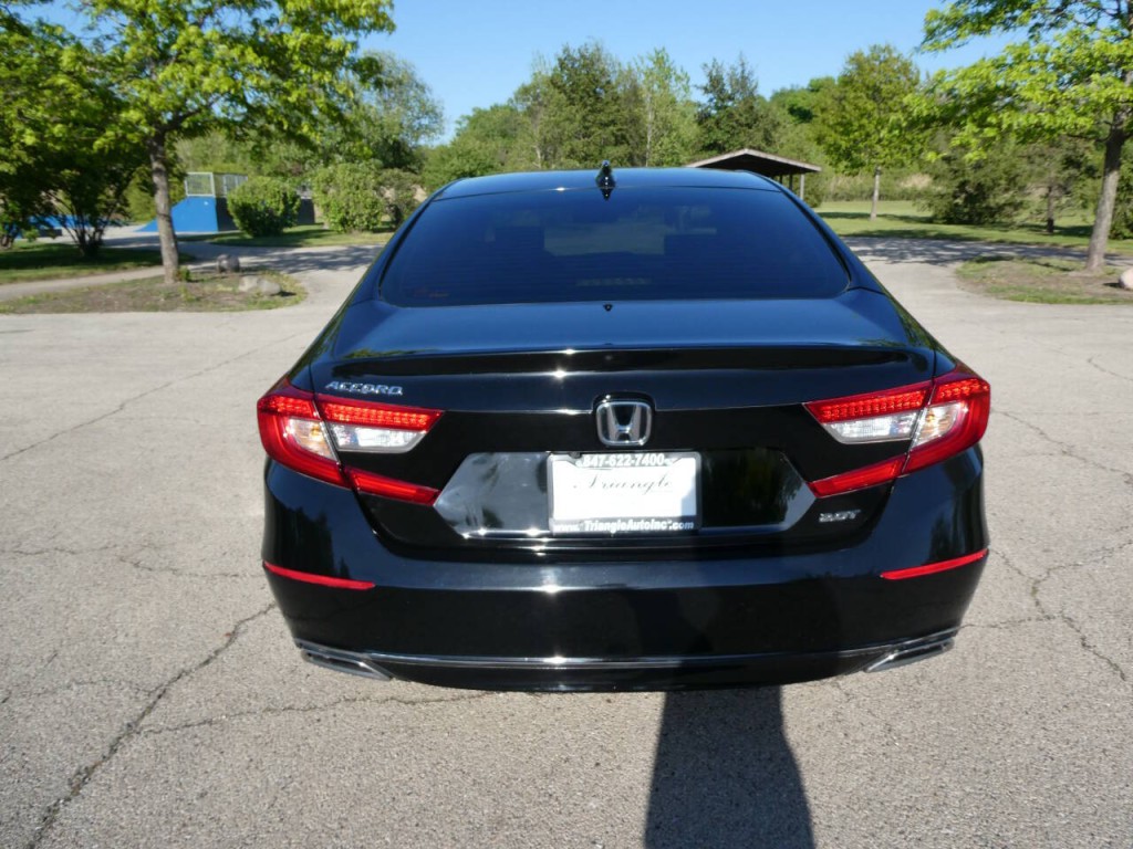 2018 Honda Accord Image 6