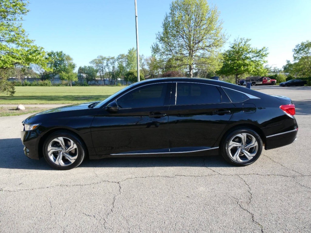 2018 Honda Accord Image 8