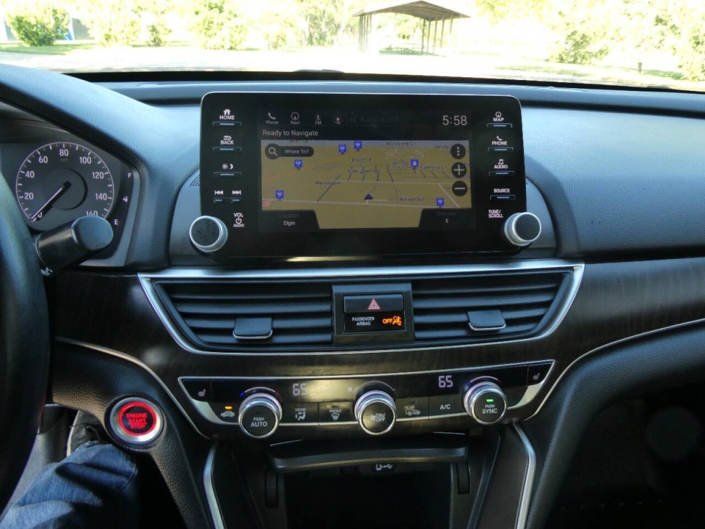 2018 Honda Accord Image 16