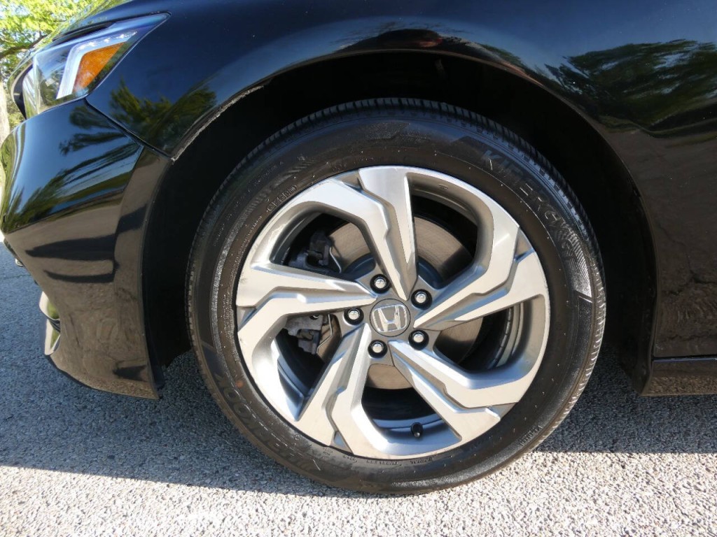 2018 Honda Accord Image 33