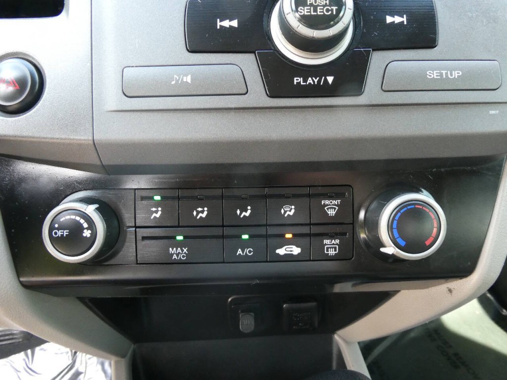 2012 Honda Civic Image 18