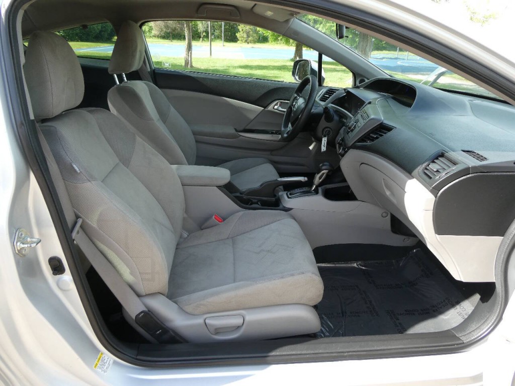 2012 Honda Civic Image 23
