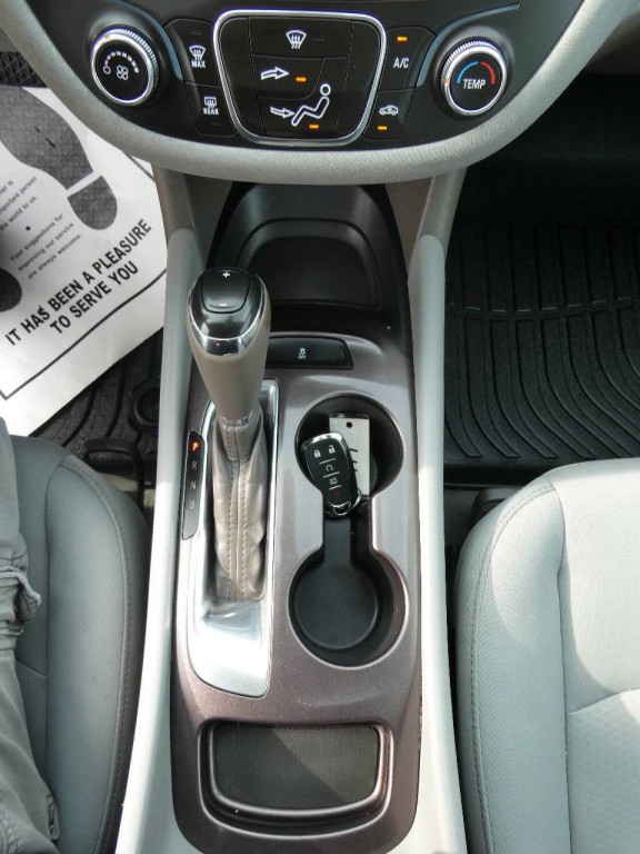 2017 Chevrolet Malibu Image 20