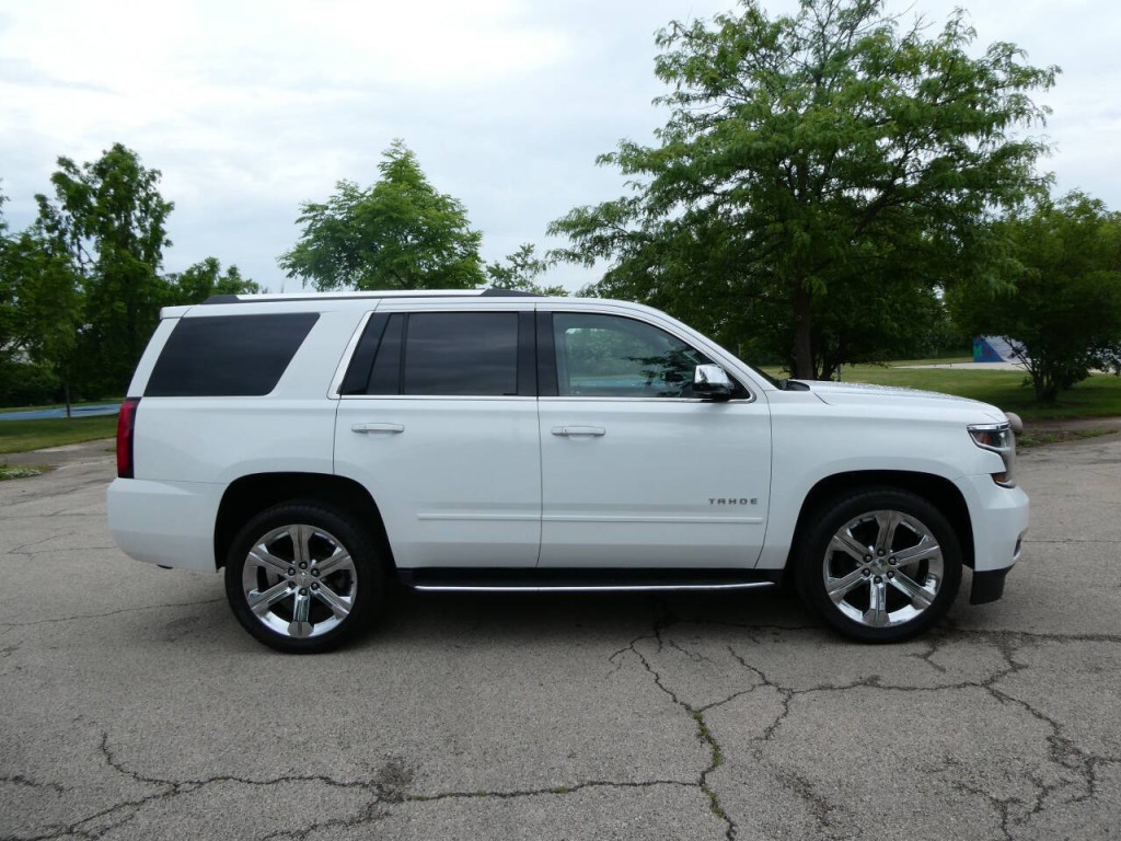 2017 Chevrolet Tahoe Image 4
