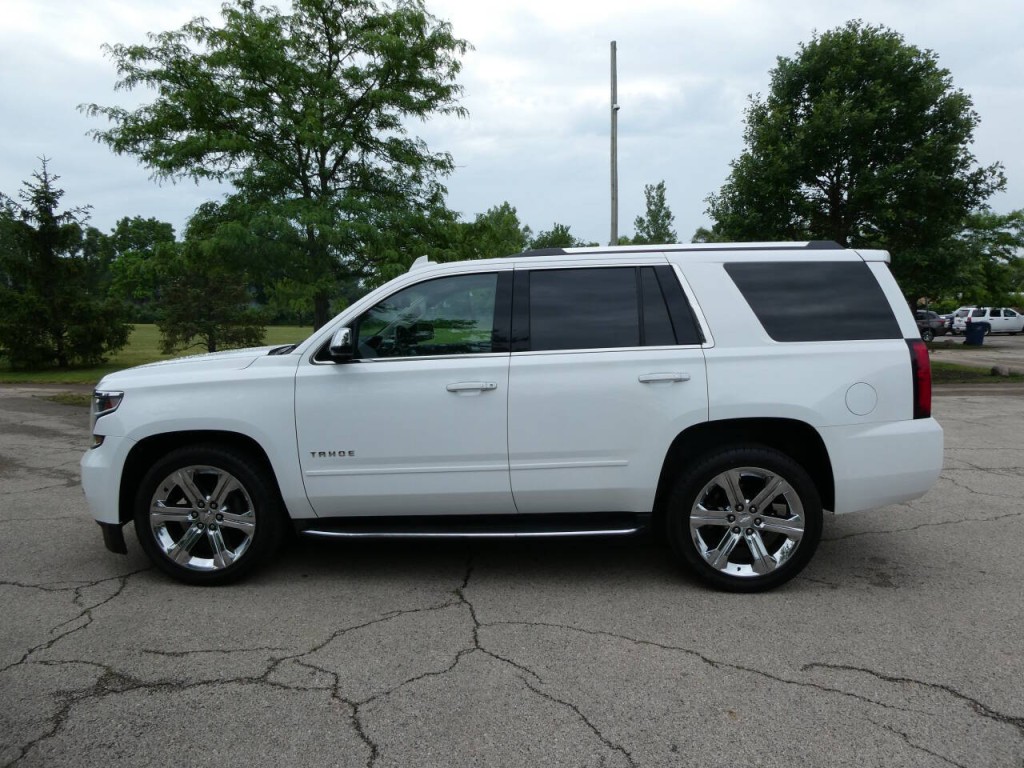2017 Chevrolet Tahoe Image 8