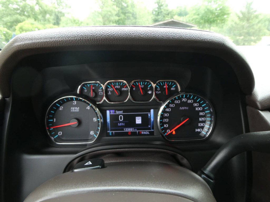 2017 Chevrolet Tahoe Image 14
