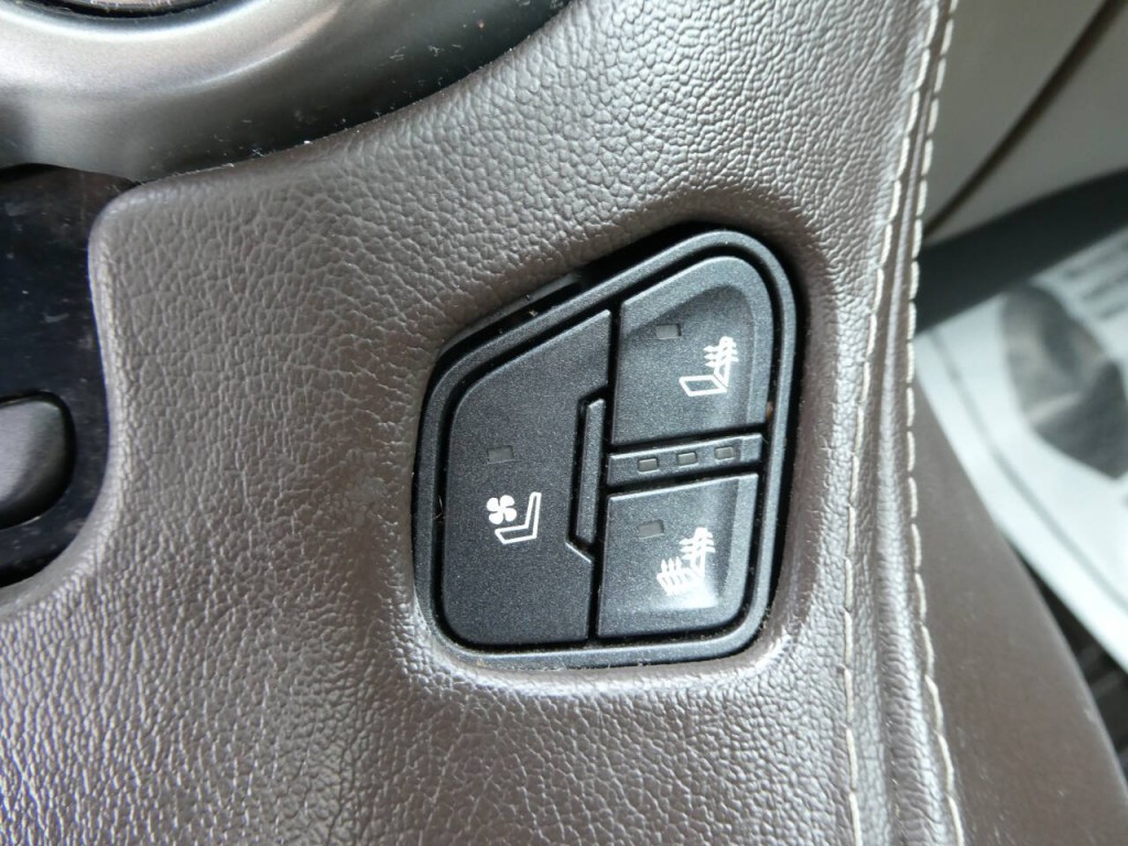 2017 Chevrolet Tahoe Image 22