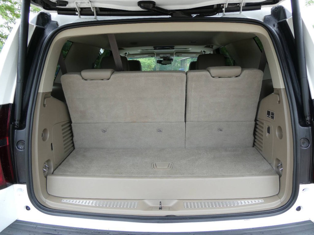 2017 Chevrolet Tahoe Image 31