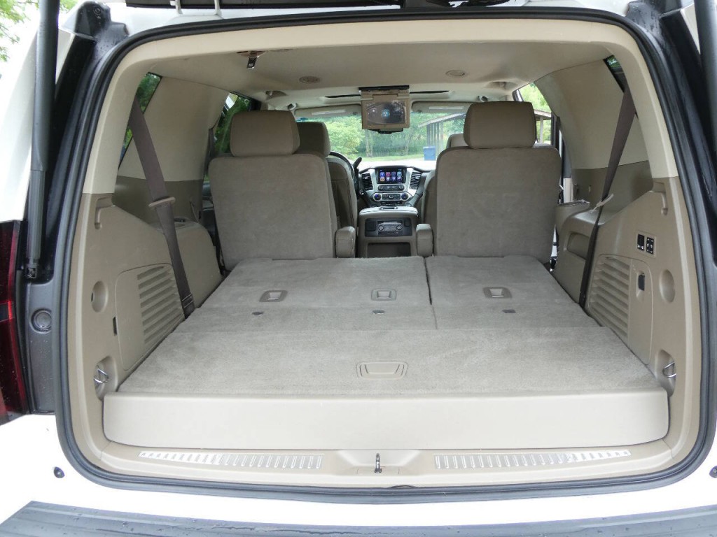 2017 Chevrolet Tahoe Image 32