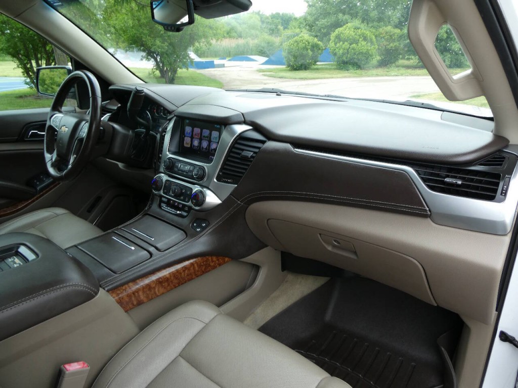 2017 Chevrolet Tahoe Image 40