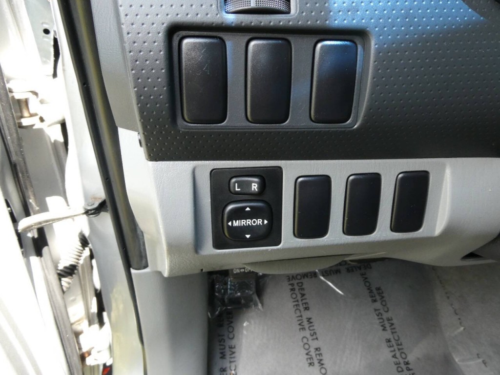 2007 Toyota Tacoma Image 12