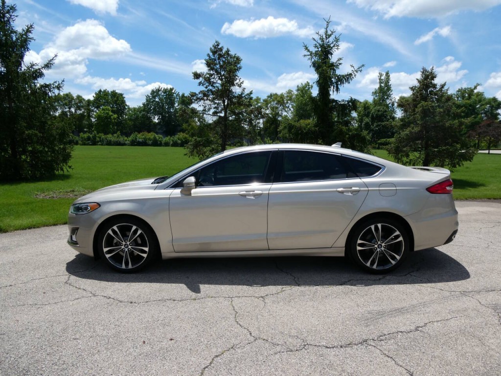 2019 Ford Fusion Image 8