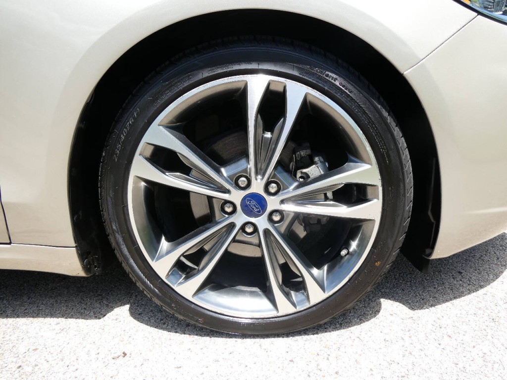 2019 Ford Fusion Image 33