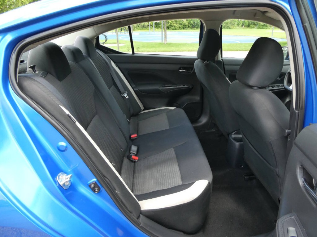 2021 Nissan Versa Image 26