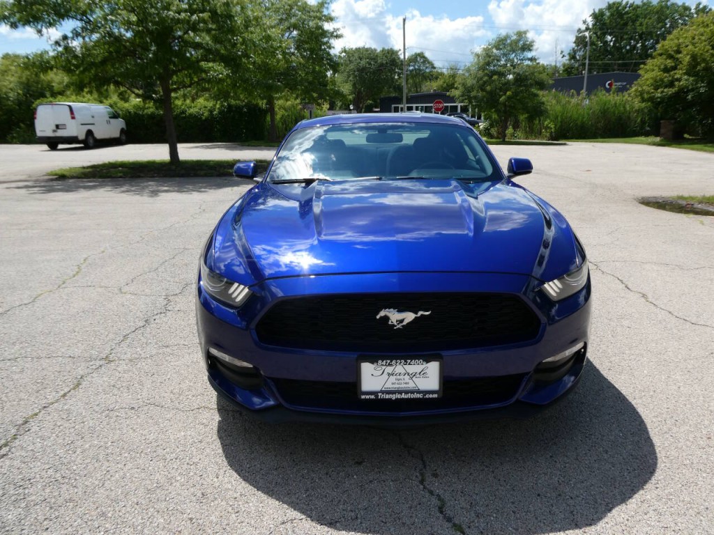2015 Ford Mustang Image 2
