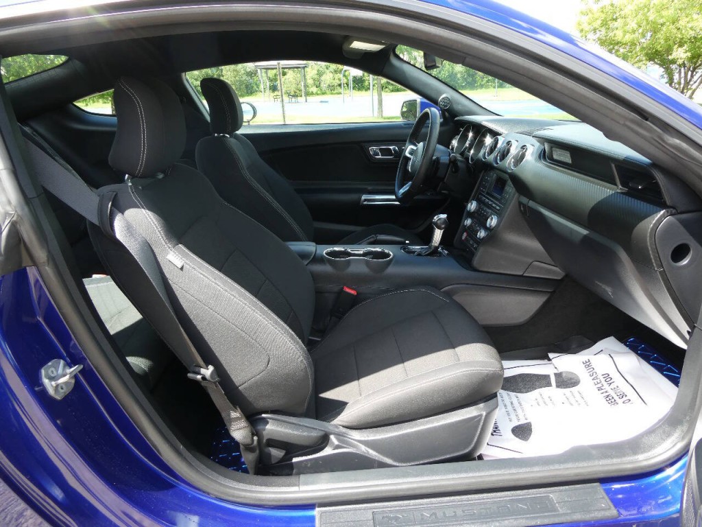 2015 Ford Mustang Image 24