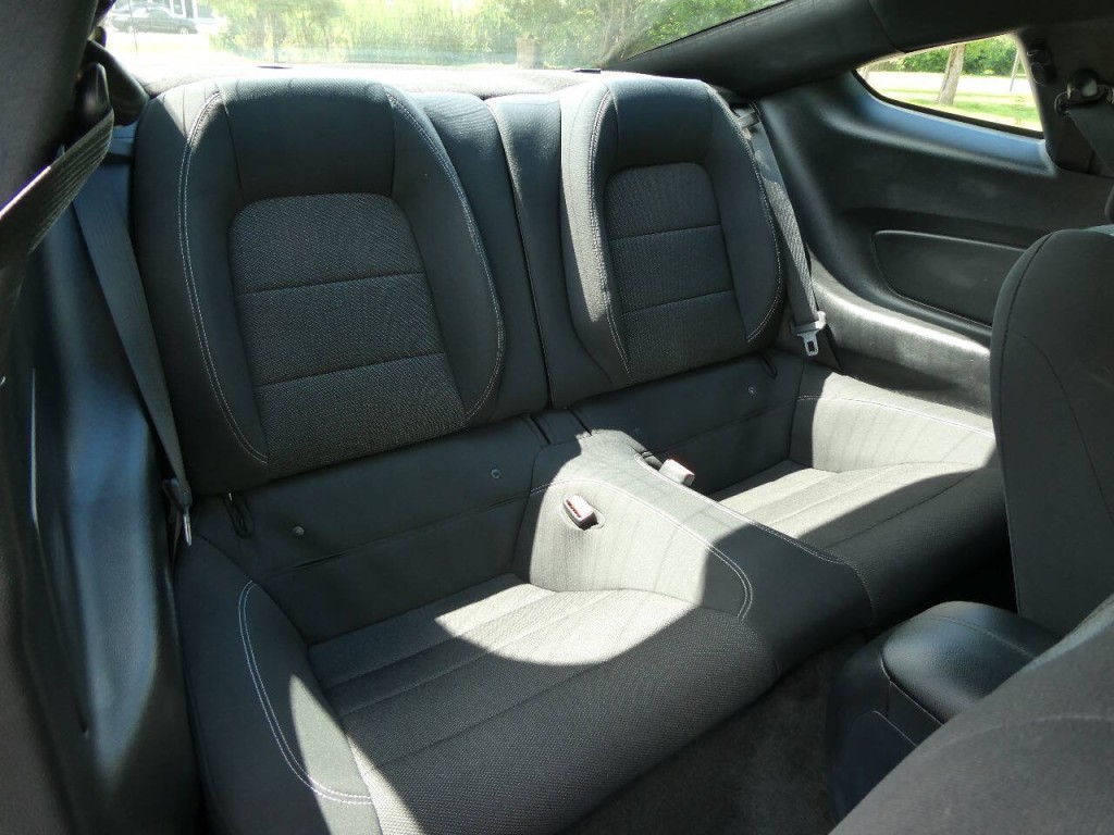 2015 Ford Mustang Image 26