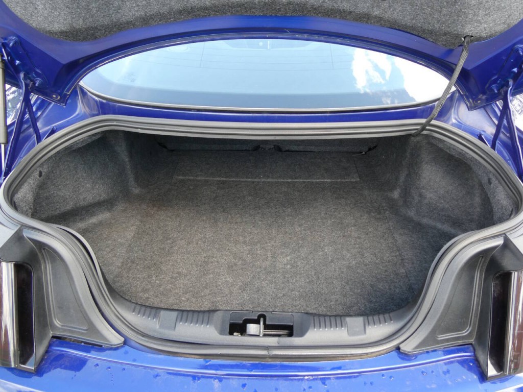 2015 Ford Mustang Image 28