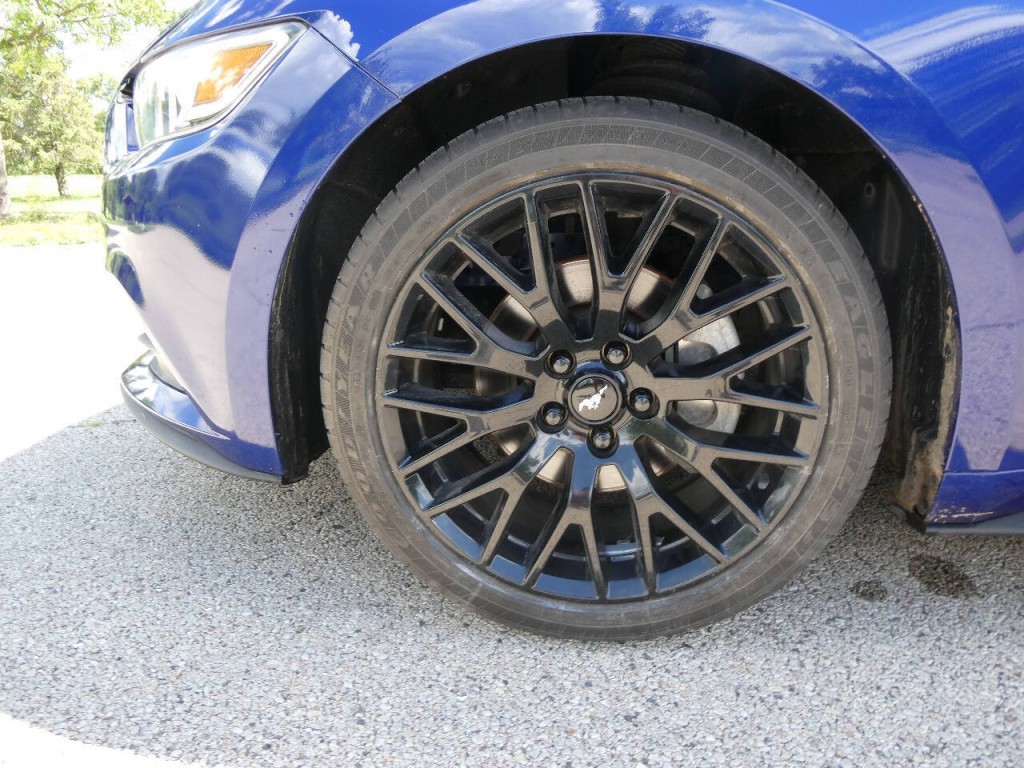 2015 Ford Mustang Image 30
