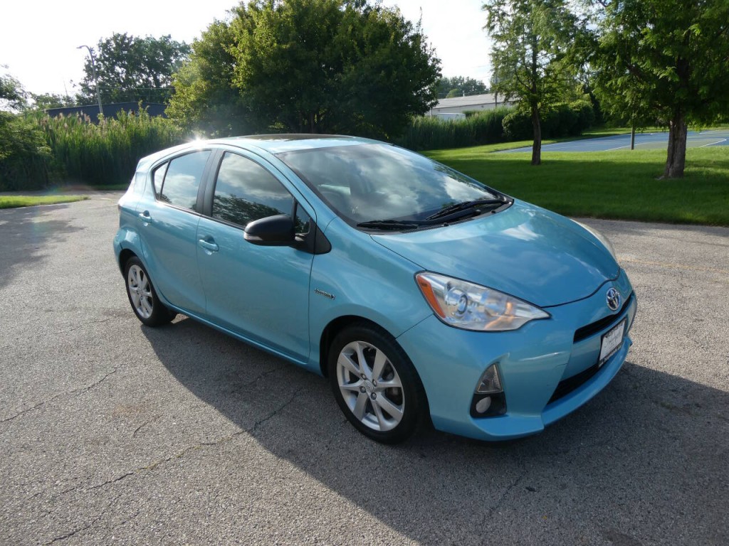 2013 Toyota Prius Image 3
