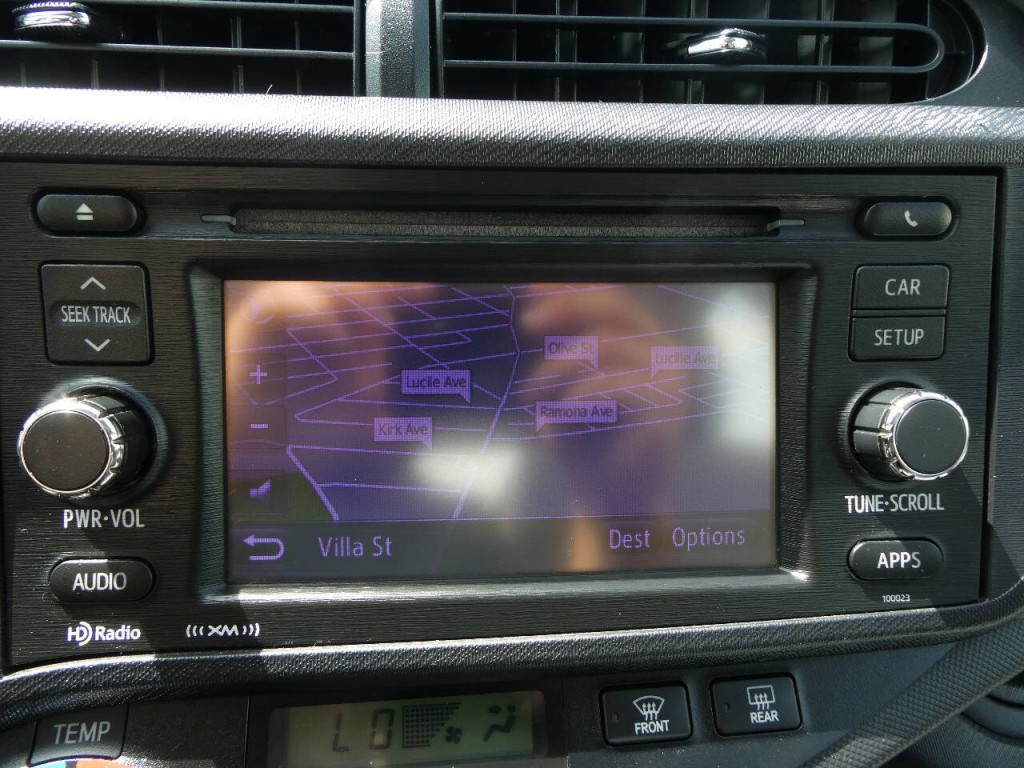 2013 Toyota Prius Image 17