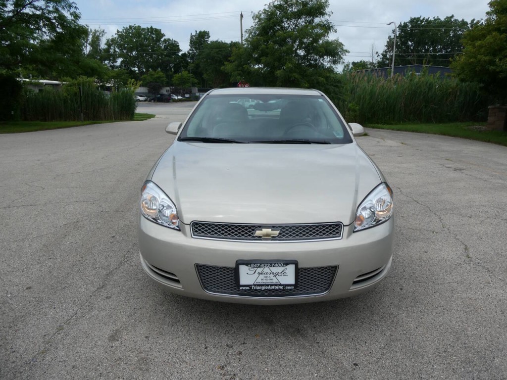 2012 Chevrolet Impala Image 2