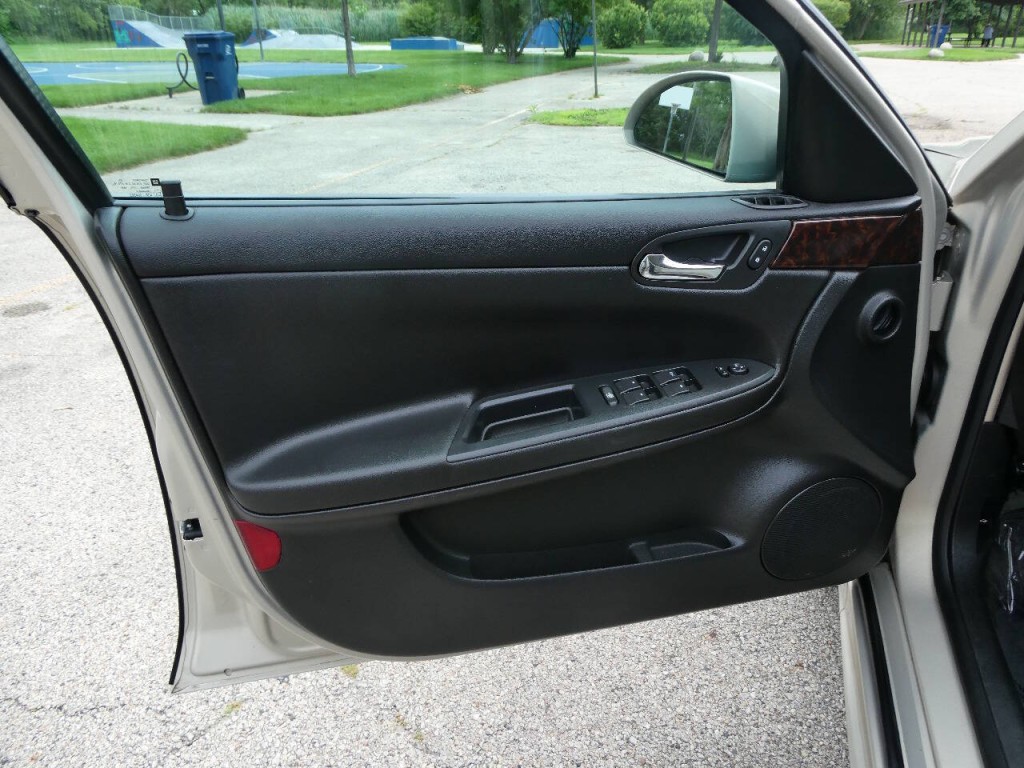 2012 Chevrolet Impala Image 21