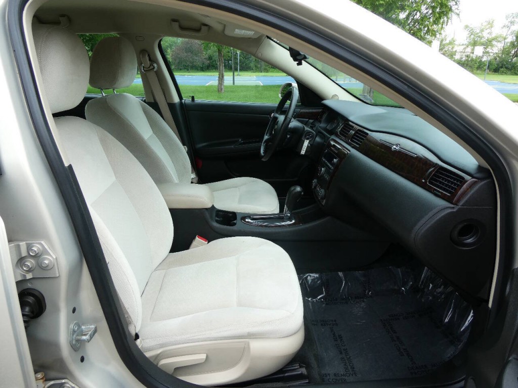 2012 Chevrolet Impala Image 26