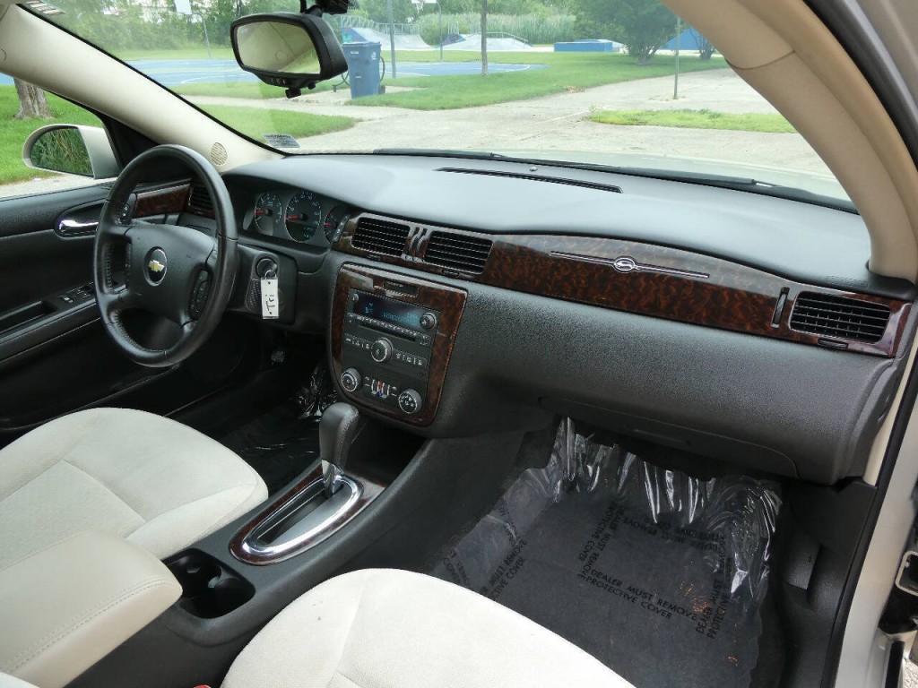 2012 Chevrolet Impala Image 27