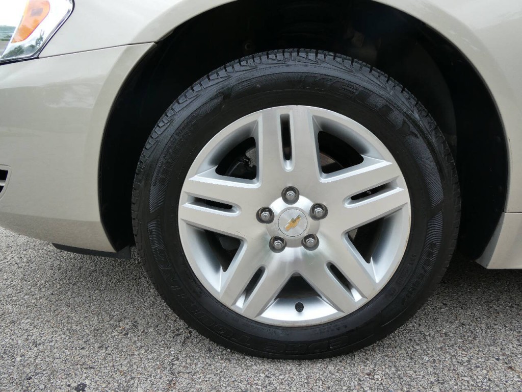 2012 Chevrolet Impala Image 30