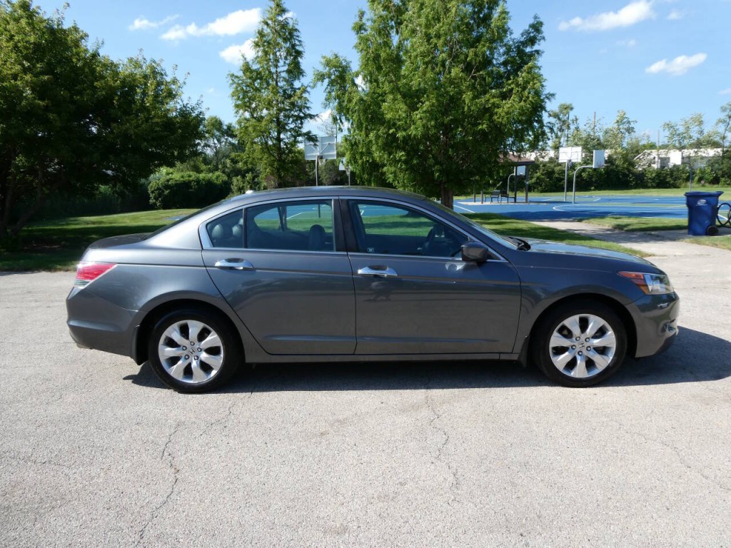 2009 Honda Accord Image 4