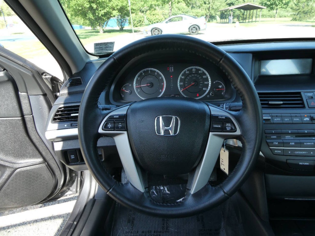 2009 Honda Accord Image 11