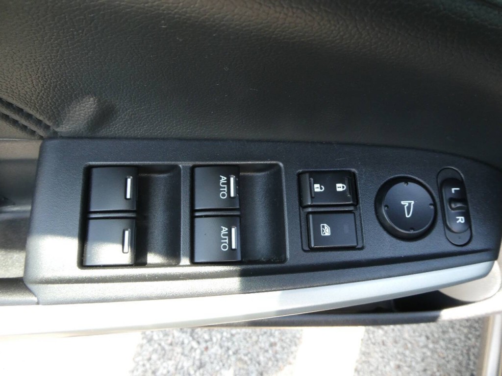 2009 Honda Accord Image 23