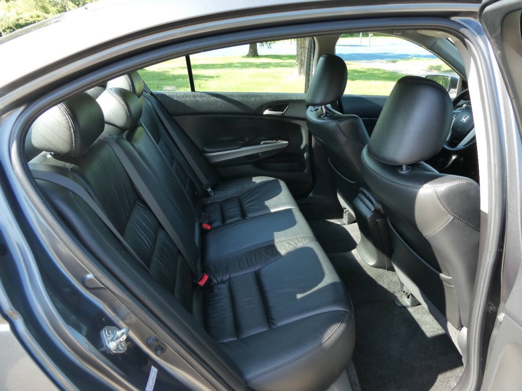2009 Honda Accord Image 27