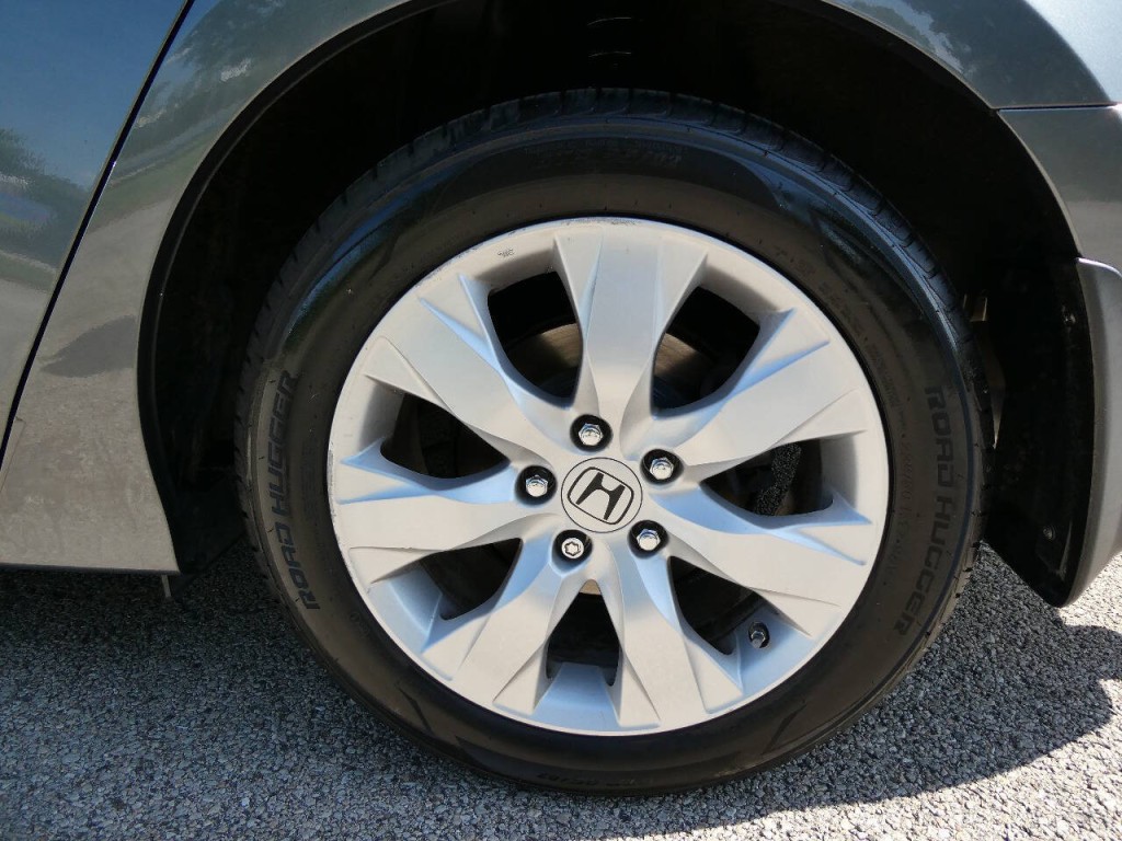 2009 Honda Accord Image 32
