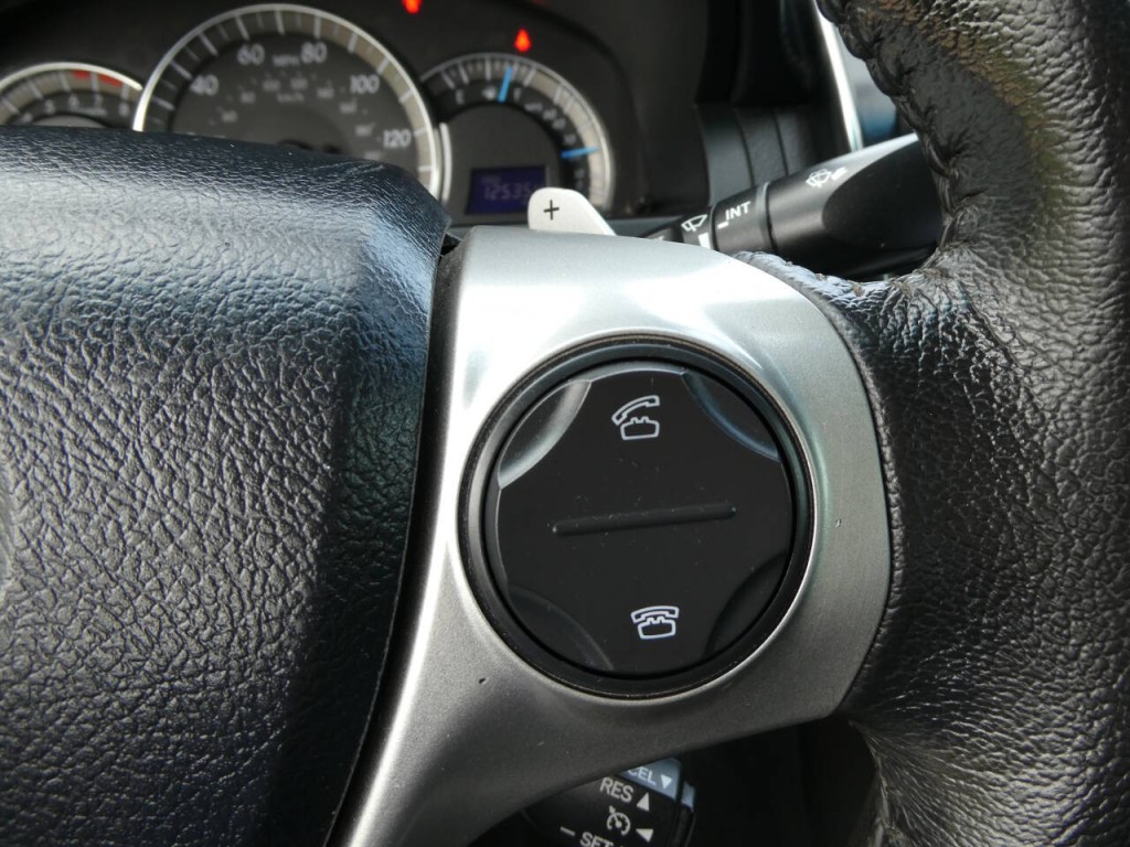 2012 Toyota Camry Image 13