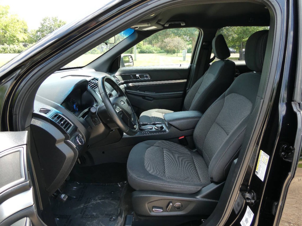 2018 Ford Explorer Image 9