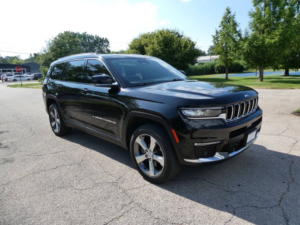 2021 Jeep Grand Cherokee Image 3