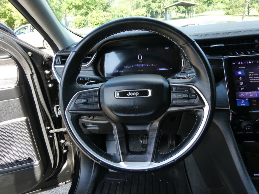 2021 Jeep Grand Cherokee Image 11